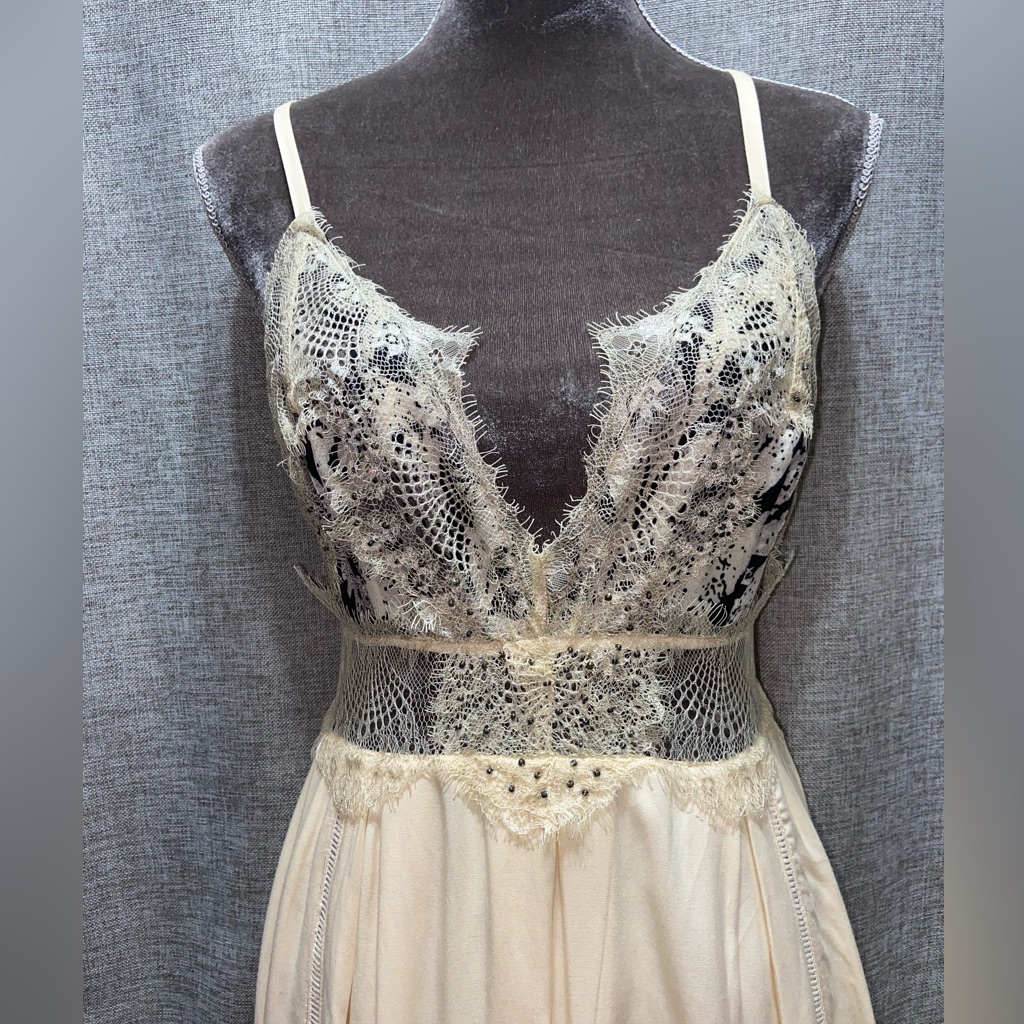 Nwt The Clothing Company Cc Belle Eyelet Lace Country Coastal Sz L Romper Ivory